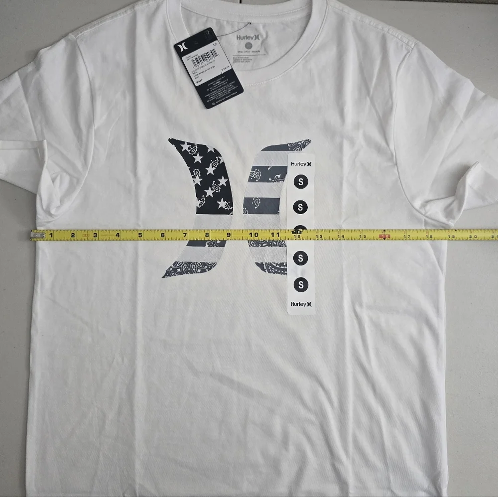 Hurley 2pc Set - Picture 10 of 10
